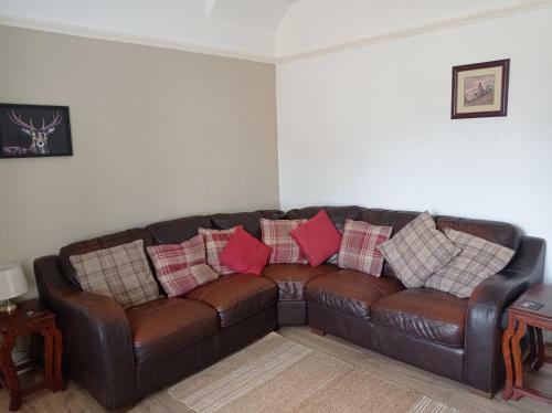 Old Hall Farmhouse, Sleeps 6. Dogs Welcome.
