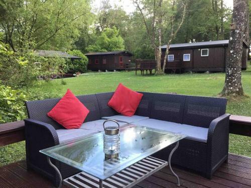 Lovely Log Cabin On Woodland Site