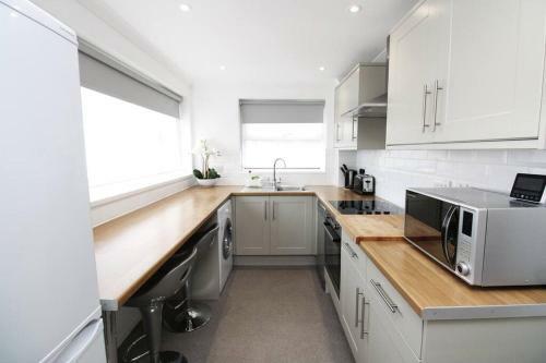 Modern And Cosy Flat For 4 In Fab Location