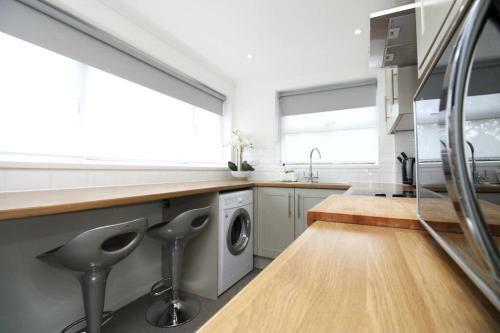Modern And Cosy Flat For 4 In Fab Location