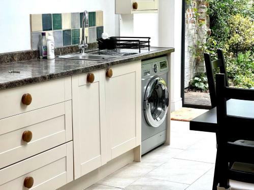 One Bedroom Victorian Terrace House