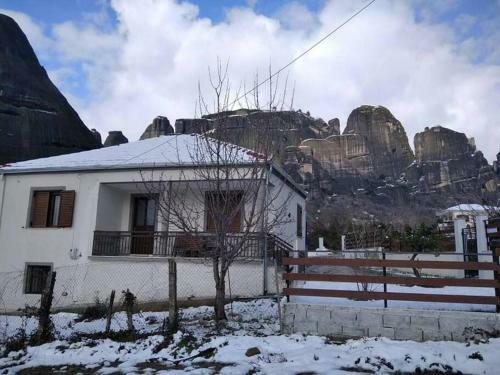 Paradise Of Meteora B