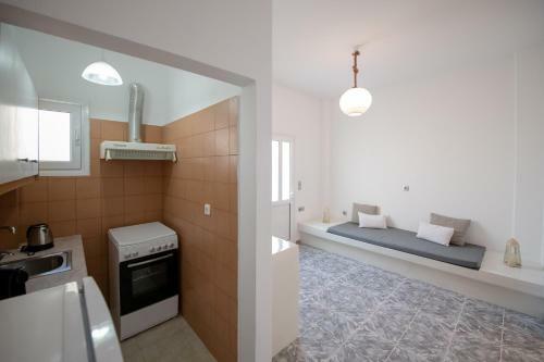 Hostal The F Suites