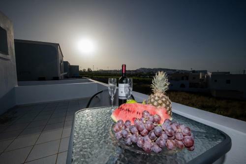 Hostal The F Suites