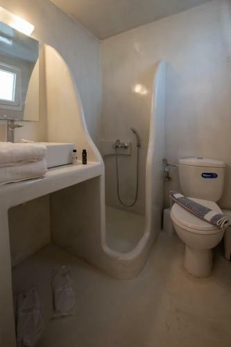 Hostal The F Suites
