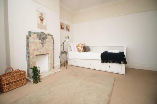 Melrose By T? Sa - 4 Bedroom House In Cardiff