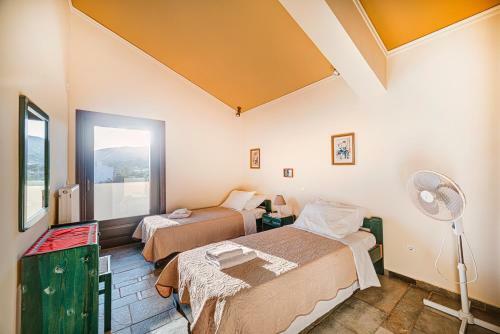 Sounio Beachfront Villa