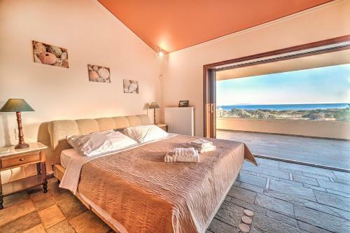 Sounio Beachfront Villa