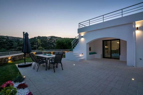 Villa White House Boutique