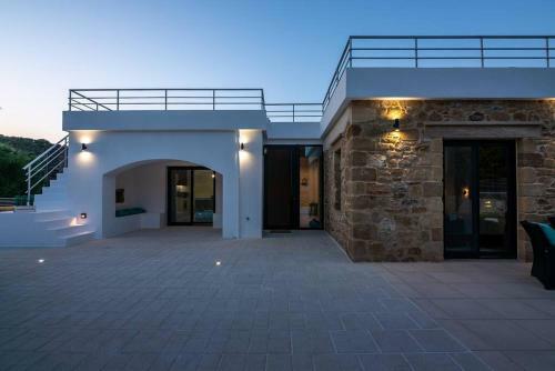 Villa White House Boutique