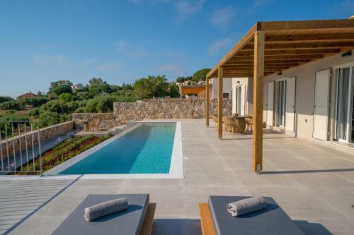 Summer Breeze Villa
