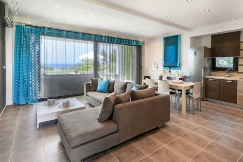 Pentanemi Luxury Villa