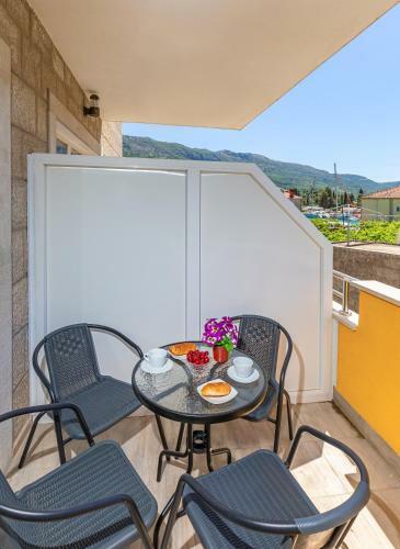 Olive Tree Apartment 1