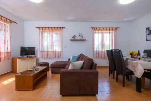 House Irma Labin