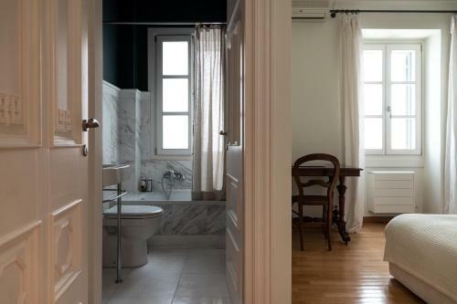 Apartamento The Corcyraean Luxury Seafront House & Yard