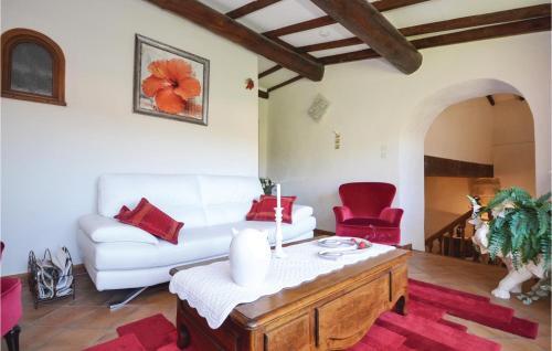 Holiday Home Rue Mlle De Seyt De Pievert