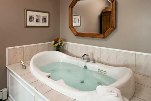 Bed & Breakfast Huron House