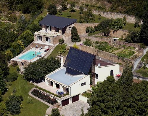 Bed & Breakfast La Villa Du Rh�ne