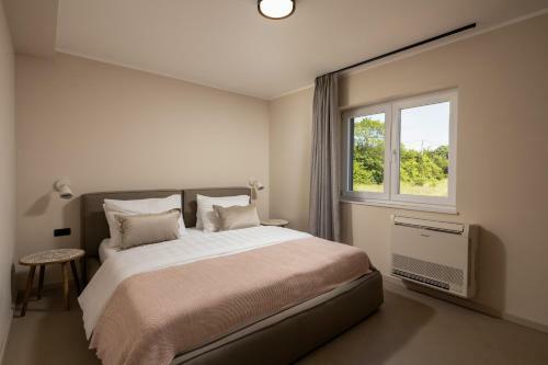 3 Luxury Bedroom Apartment Emma