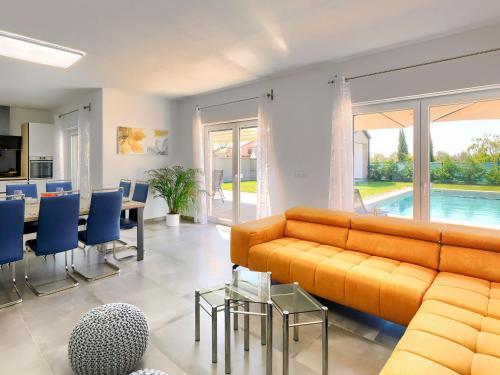 Holiday Home Villa Edi
