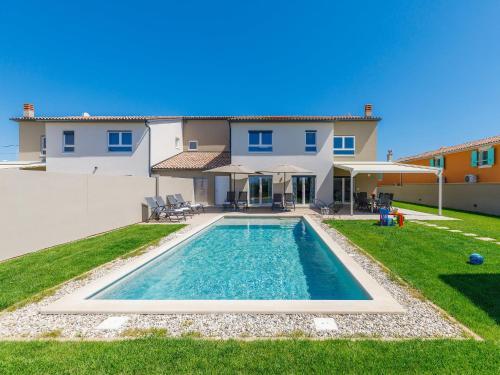 Holiday Home Villa Edi