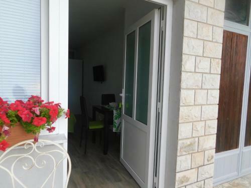 Studio Apartman Jojo
