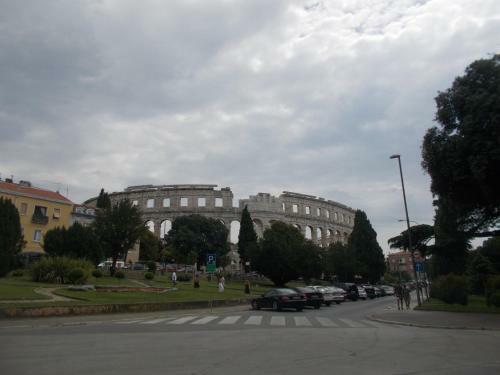 Apartamentos Ella