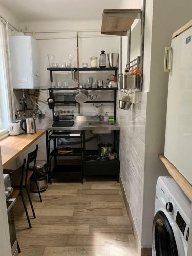 Apartamento T?lev�l/pine-needles