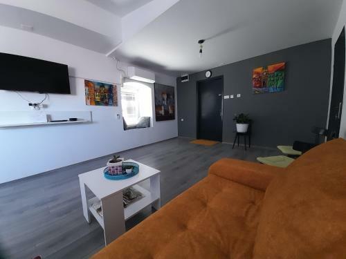 Patty Pepper's Apartment