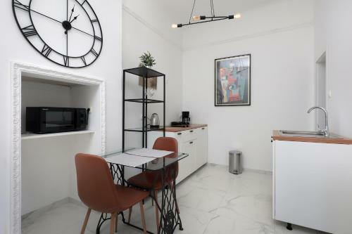 Apartments Luan
