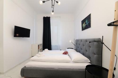 Apartments Luan