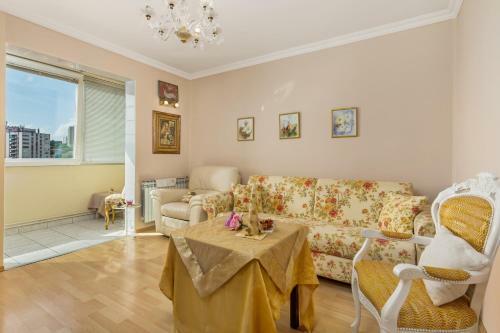 Apartment Beverly
