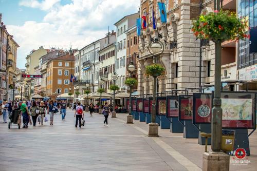 Apartamentos Rijeka With Love Center