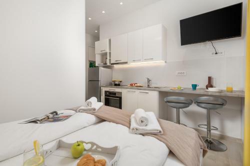 Lux Apartments