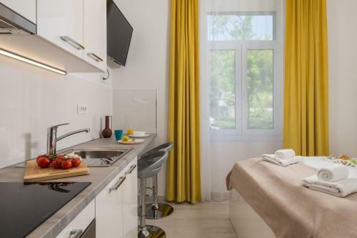 Lux Apartments