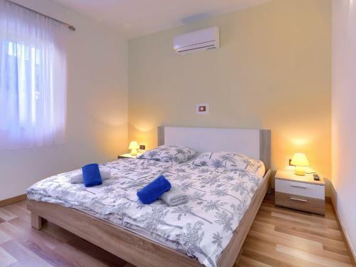Holiday Home Mia
