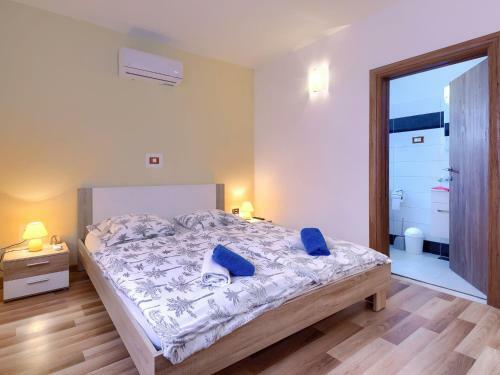 Holiday Home Mia