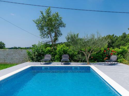Holiday Home Mia