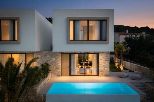 Luxury Villa Resort The Palms