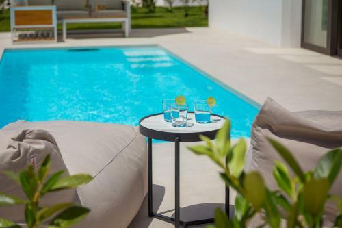Luxury Villa Resort The Palms