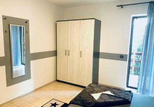 Hostal Apartments Asi - 60 M From Sea