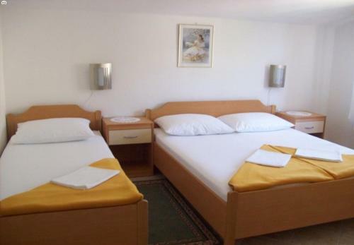 Hostal Apartments Asi - 60 M From Sea