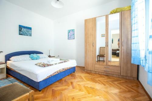 Apartments Skeva