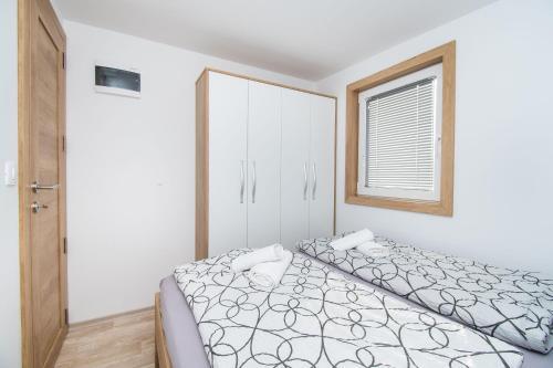Mobile Home Banovi Dvori
