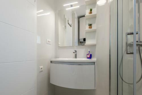 Villa Holiday Home Konkreta