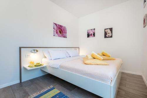 Villa Holiday Home Konkreta