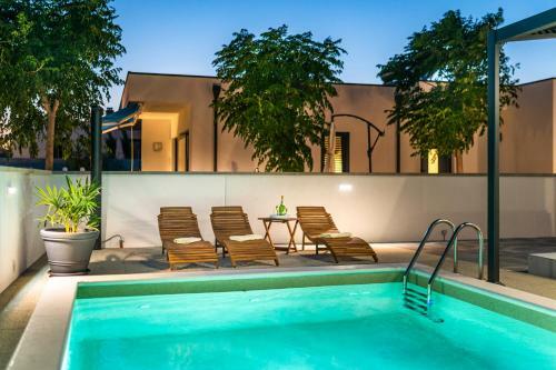 Villa Holiday Home Konkreta