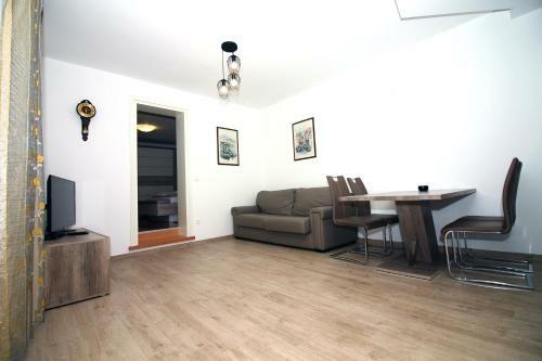 Hostal Apartmani Teo