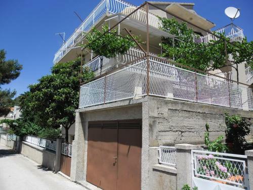 Apartment Lina