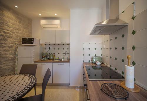 Olive Grove Of ?ibenik - Apartment With Gallery